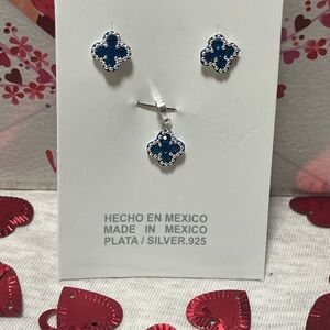 Sterling Silver .925 Blue Clover Pendant & Stud Earrings Set